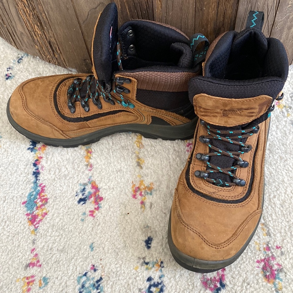 Red Wing - Tradeswomen Work Boots